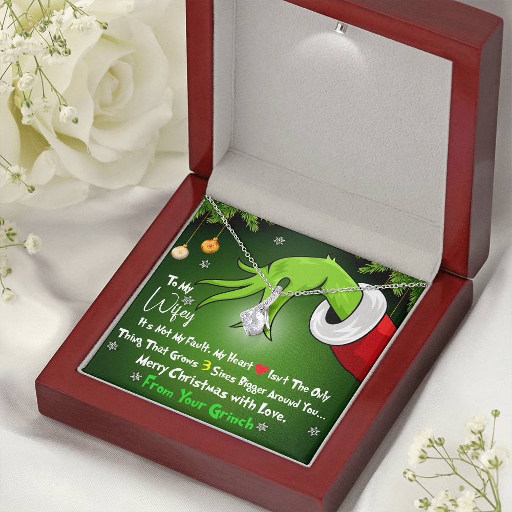 To My Wifey, My Heart Isnt the Only Thing That Grows 3X Bigger Around You - Funny Green Inspired Message Card - Alluring Beauty Necklace