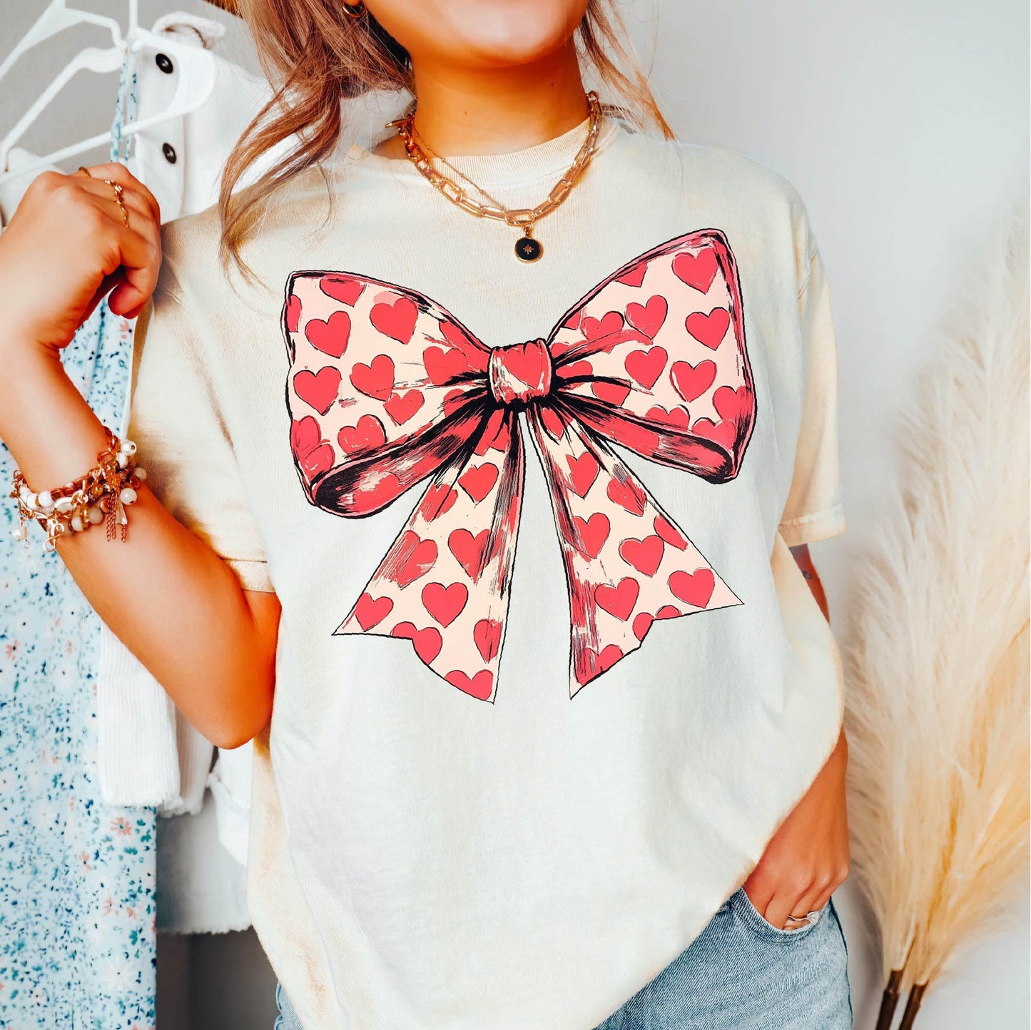 Valentine's Day Heart Coquette Bow Shirt, Retro Valentine Shirt, Valentines Day Bow Shirt, Coquette Bow Tshirt, Bow Valentine Gifts